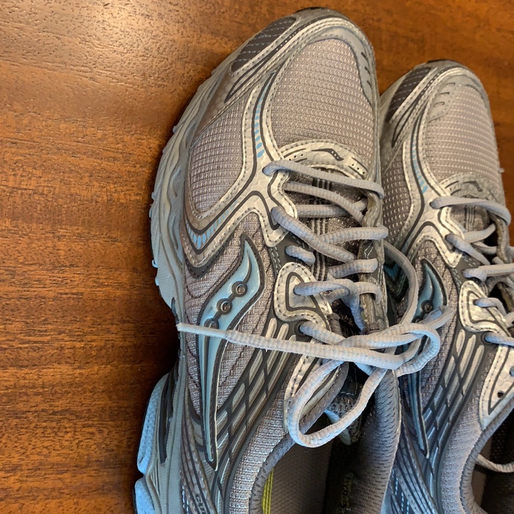 Saucony Women’s Pro Grid Running Show Guide TR.